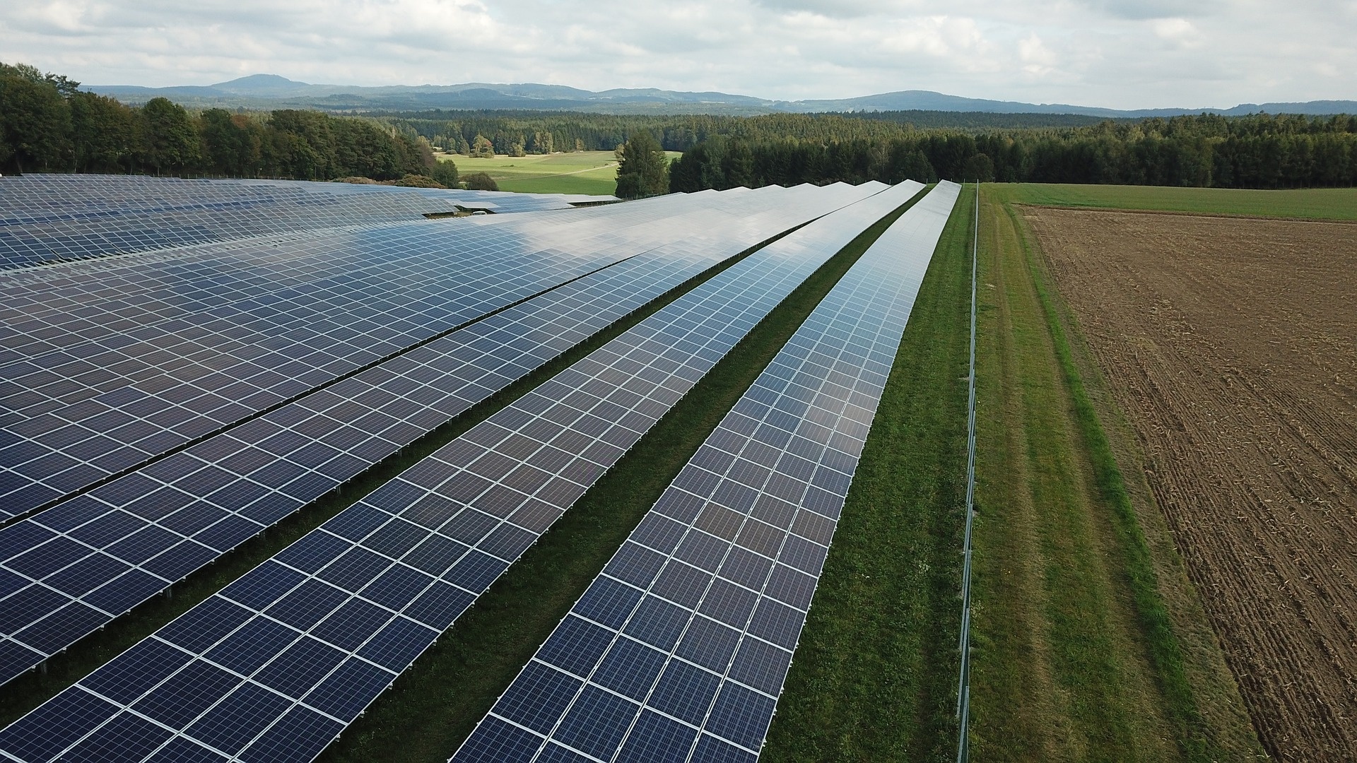 Utility-Scale Solar, Solar Panels, Solar Energy, YSG Solar